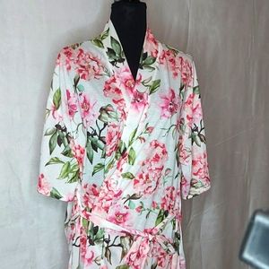 Show me your Mumu Floral robe